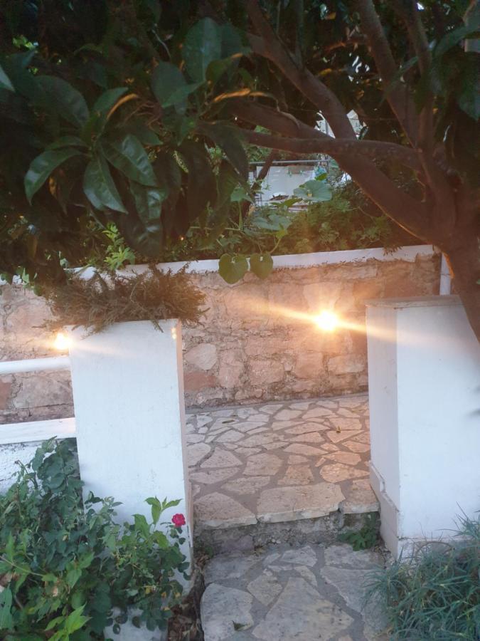 منزل الضيف ساراندا  في Rosemary House المظهر الخارجي الصورة